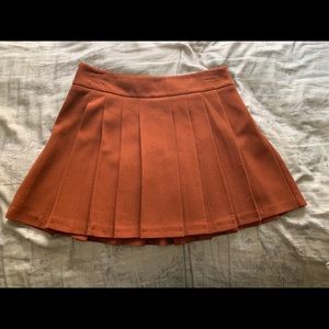 Pleated mini skirt